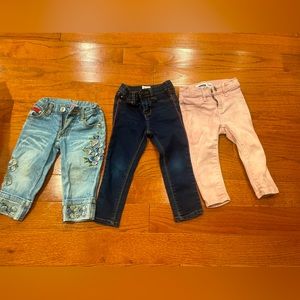 Set of 3 toddler girl jeans 18 months to 2T/dark blue/pink/light blue